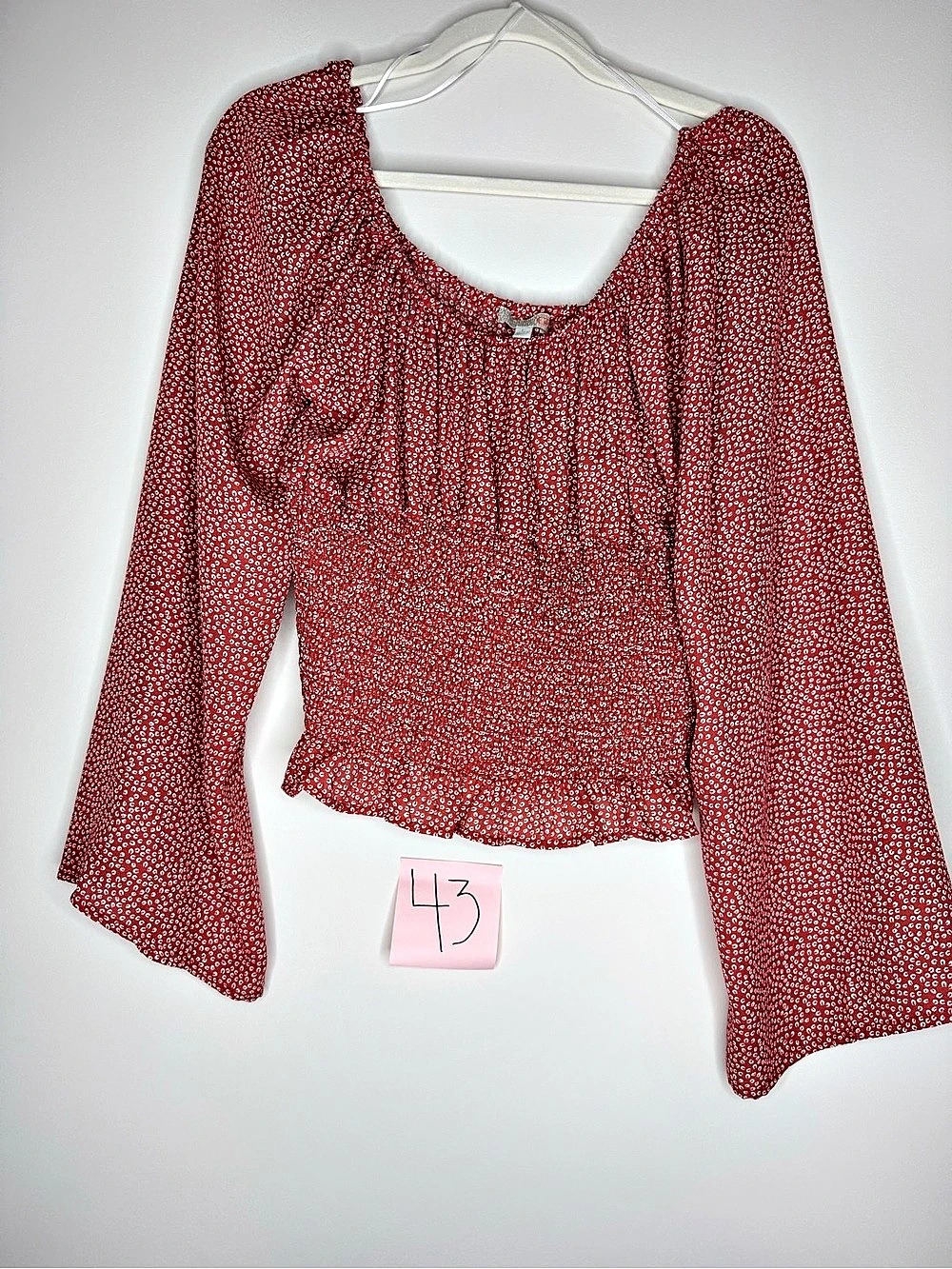 GB Red & White Geometric Bell Sleeve Blouse Size Large